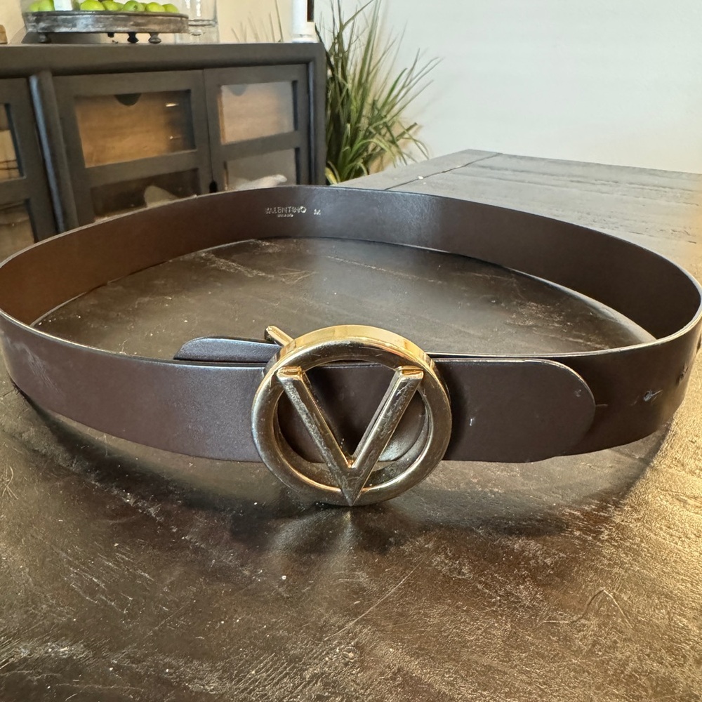 Valentino by Mario Valentino brown belt M
